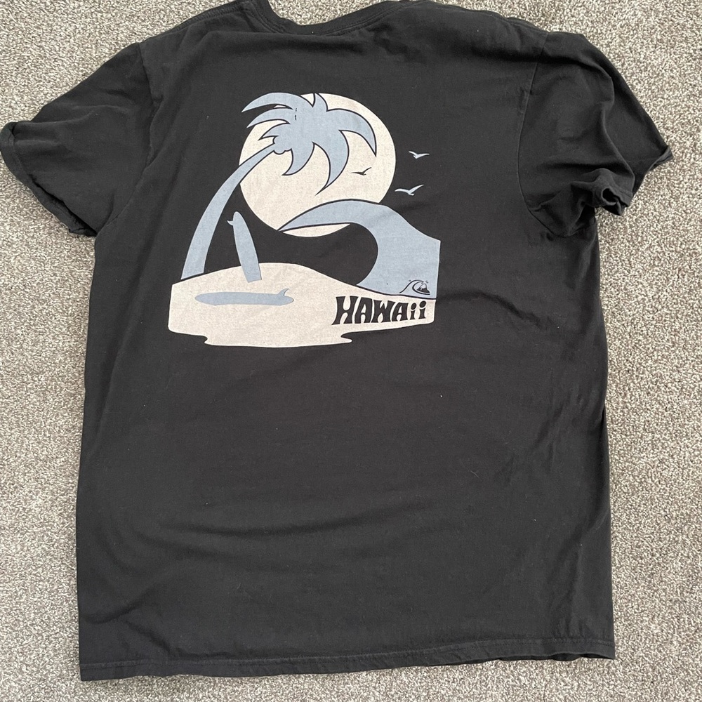 Quicksilver black Hawaii T shirt